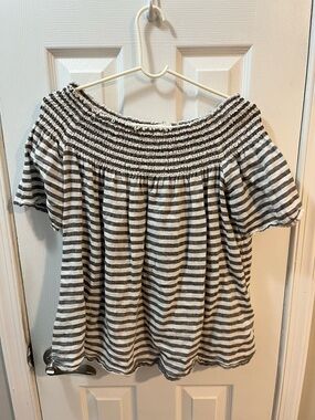 C&C California Gray & White Striped Off-Shoulder Smocked Top 100% Linen Size M